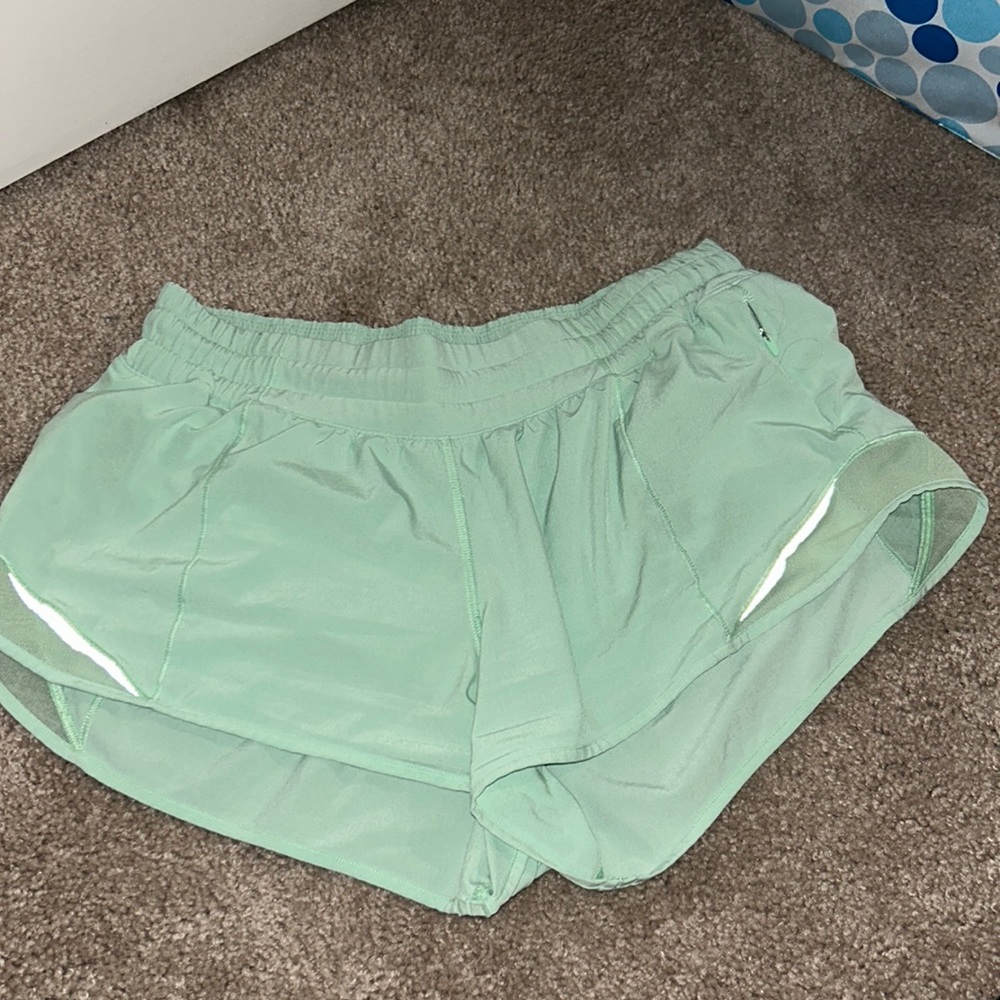Lululemon hotty hot lined shorts 4 inches, lime green